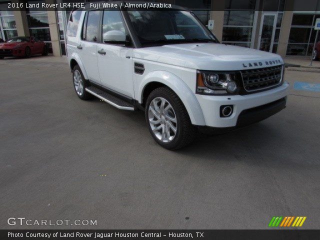 2016 Land Rover LR4 HSE in Fuji White