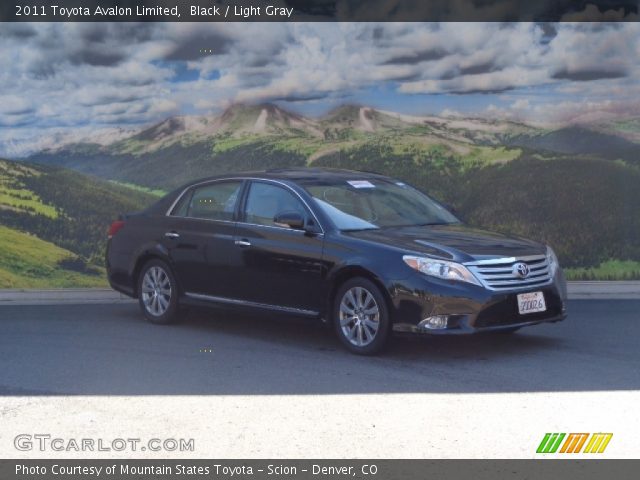 2011 Toyota Avalon Limited in Black