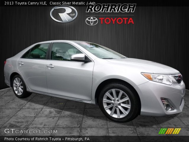 2013 Toyota Camry XLE in Classic Silver Metallic