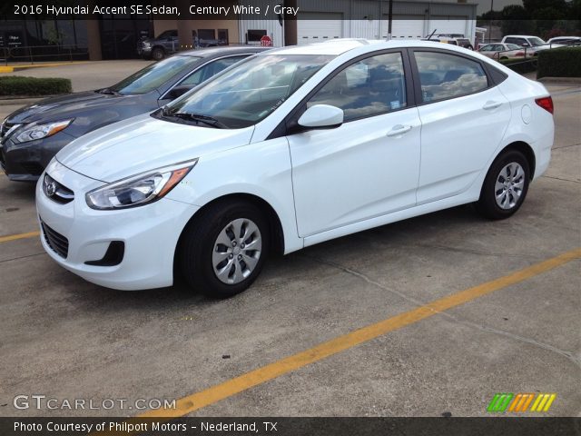 2016 Hyundai Accent SE Sedan in Century White