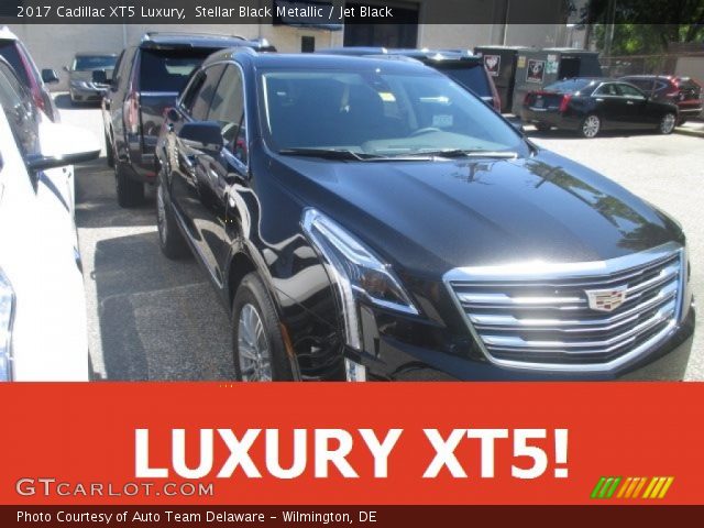2017 Cadillac XT5 Luxury in Stellar Black Metallic