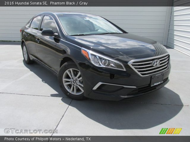 2016 Hyundai Sonata SE in Phantom Black