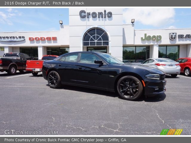 2016 Dodge Charger R/T in Pitch Black