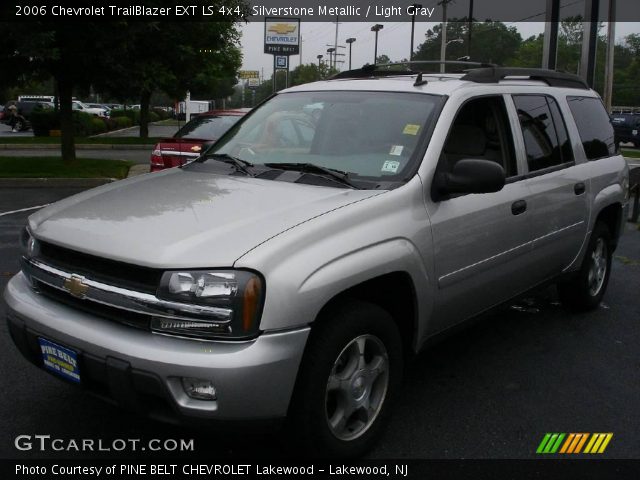 2006 Chevrolet TrailBlazer EXT LS 4x4 in Silverstone Metallic