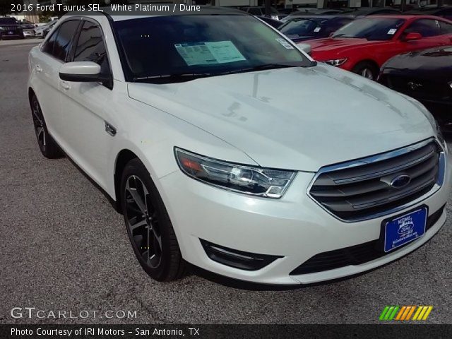 2016 Ford Taurus SEL in White Platinum