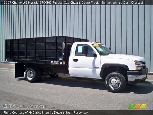 2007 Chevrolet Silverado 3500HD Regular Cab Chassis Dump Truck in Summit White