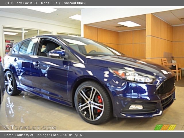 2016 Ford Focus ST in Kona Blue