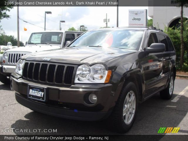 2006 Jeep Grand Cherokee Laredo 4x4 in Dark Khaki Pearl