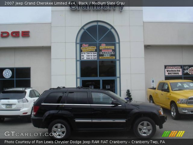 2007 Jeep Grand Cherokee Limited 4x4 in Black
