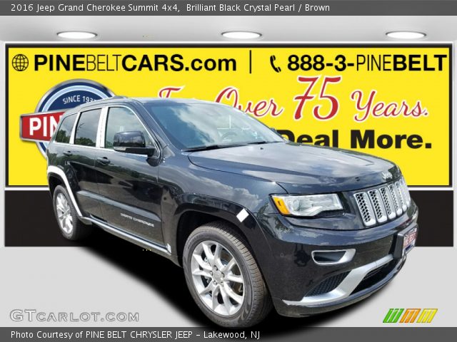 2016 Jeep Grand Cherokee Summit 4x4 in Brilliant Black Crystal Pearl