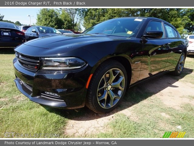 2016 Dodge Charger R/T in Pitch Black