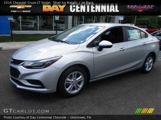 2016 Chevrolet Cruze LT Sedan in Silver Ice Metallic