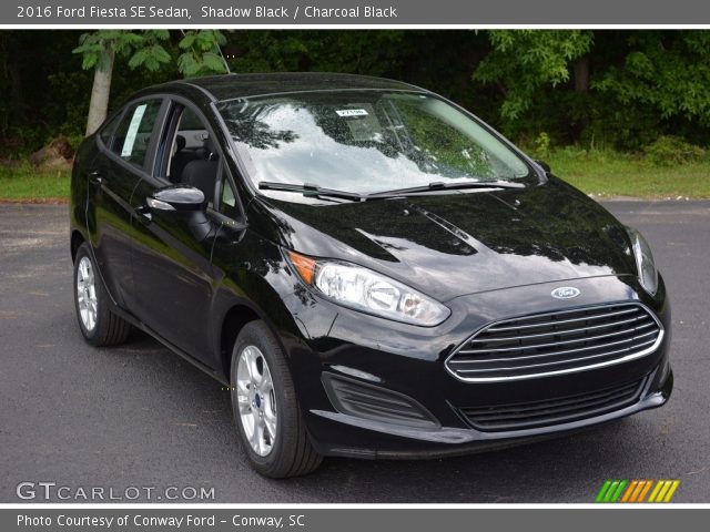2016 Ford Fiesta SE Sedan in Shadow Black