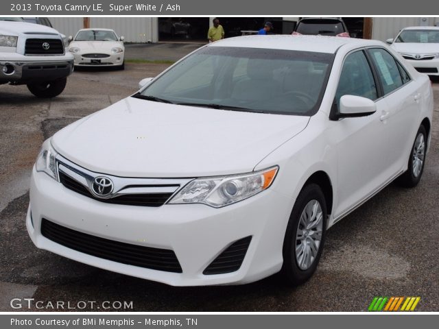 2013 Toyota Camry LE in Super White