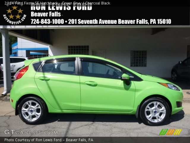 2014 Ford Fiesta SE Hatchback in Green Envy