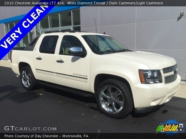 2010 Chevrolet Avalanche LTZ 4x4 in White Diamond Tricoat