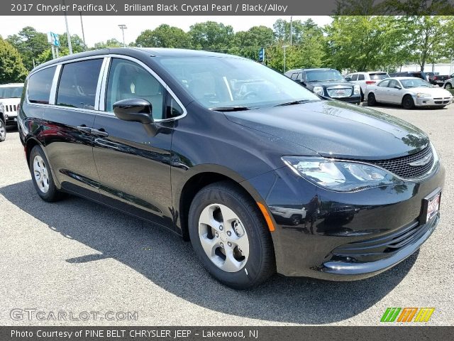2017 Chrysler Pacifica LX in Brilliant Black Crystal Pearl