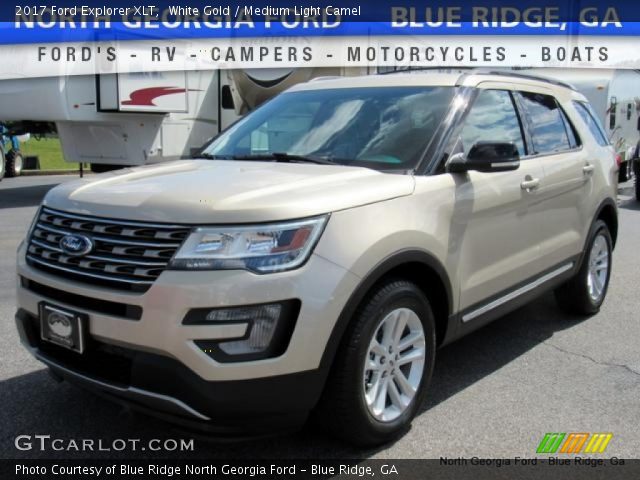 2017 Ford Explorer XLT in White Gold