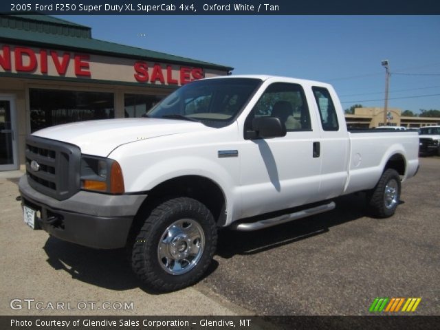 2005 Ford F250 Super Duty XL SuperCab 4x4 in Oxford White