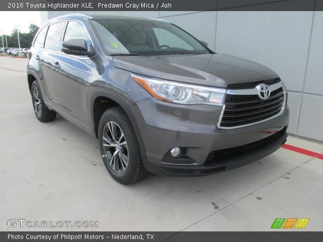 2016 Toyota Highlander XLE in Predawn Gray Mica