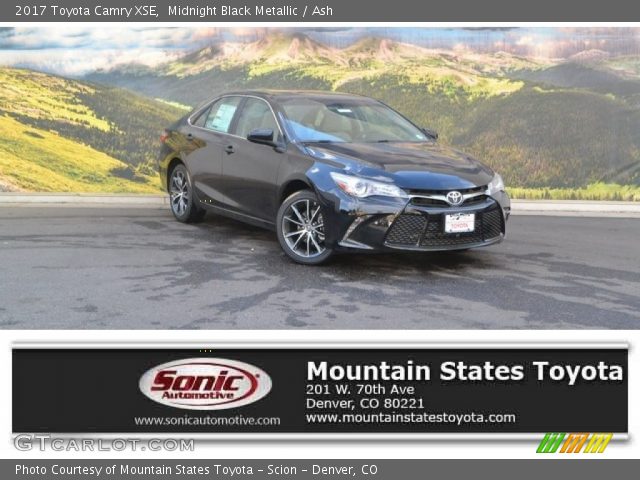 2017 Toyota Camry XSE in Midnight Black Metallic
