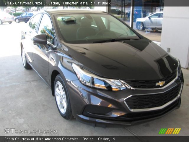 2016 Chevrolet Cruze LT Sedan in Tungsten Metallic