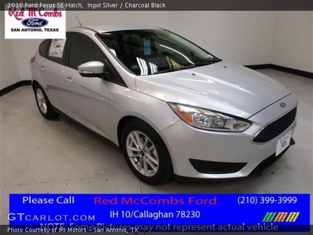 2016 Ford Focus SE Hatch in Ingot Silver