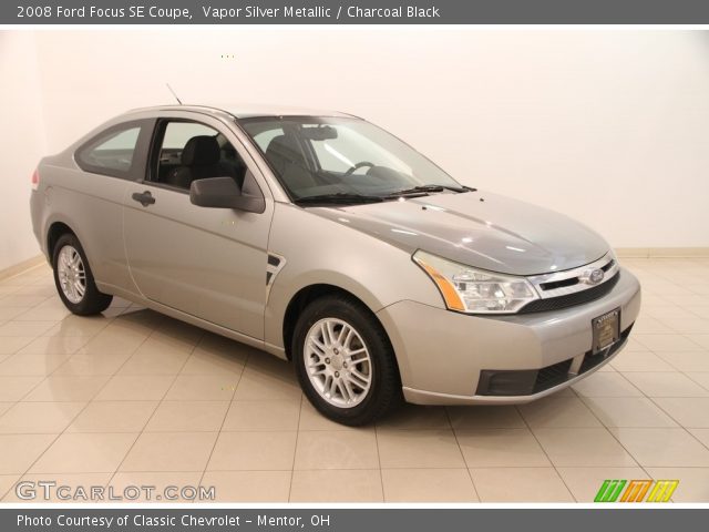 2008 Ford Focus SE Coupe in Vapor Silver Metallic