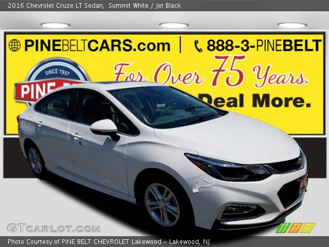 2016 Chevrolet Cruze LT Sedan in Summit White