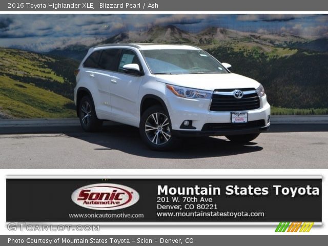 2016 Toyota Highlander XLE in Blizzard Pearl