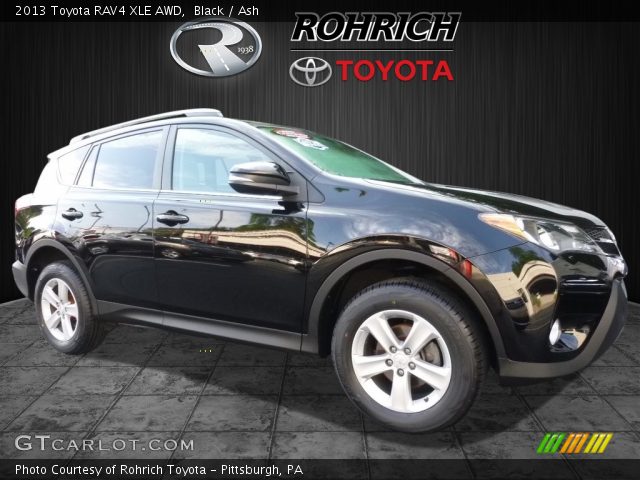 2013 Toyota RAV4 XLE AWD in Black