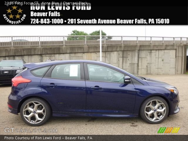 2016 Ford Focus ST in Kona Blue