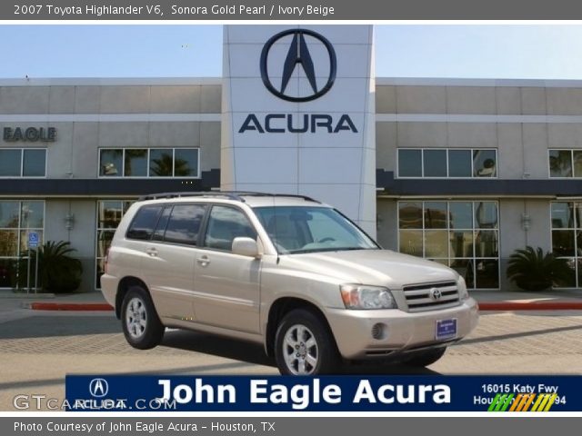 2007 Toyota Highlander V6 in Sonora Gold Pearl