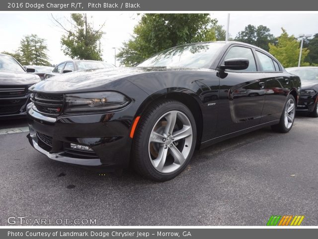 2016 Dodge Charger R/T in Pitch Black