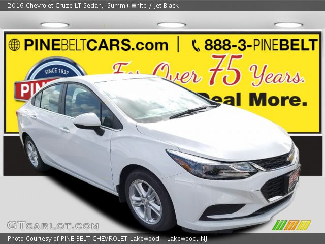 2016 Chevrolet Cruze LT Sedan in Summit White