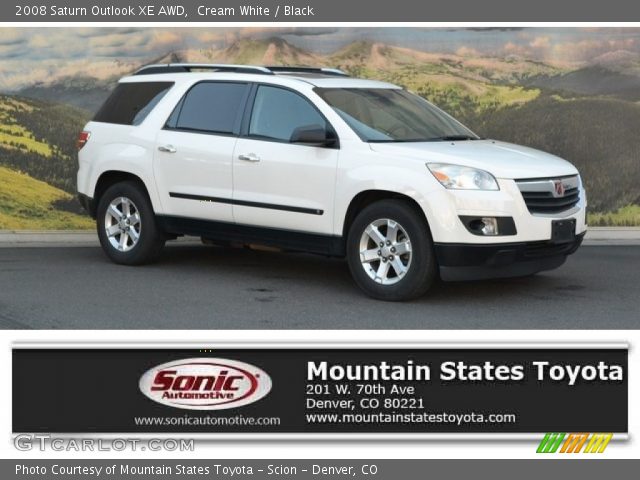 2008 Saturn Outlook XE AWD in Cream White