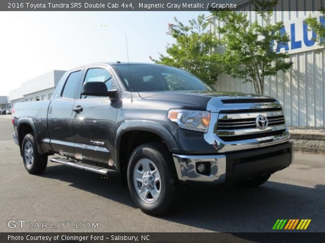 2016 Toyota Tundra SR5 Double Cab 4x4 in Magnetic Gray Metallic