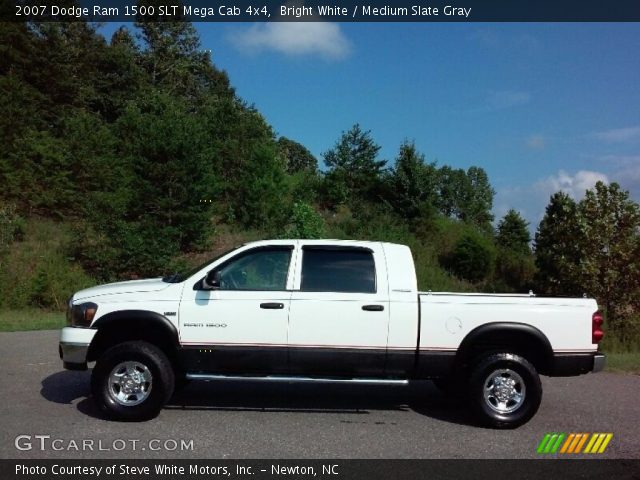 2007 Dodge Ram 1500 SLT Mega Cab 4x4 in Bright White