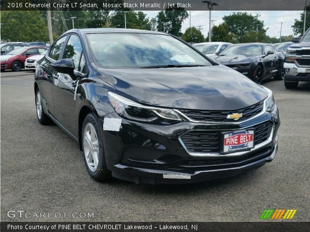 2016 Chevrolet Cruze LT Sedan in Mosaic Black Metallic