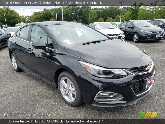 2016 Chevrolet Cruze LT Sedan in Mosaic Black Metallic