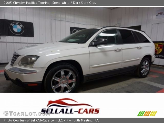 2005 Chrysler Pacifica Touring in Stone White