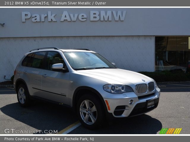 2012 BMW X5 xDrive35d in Titanium Silver Metallic