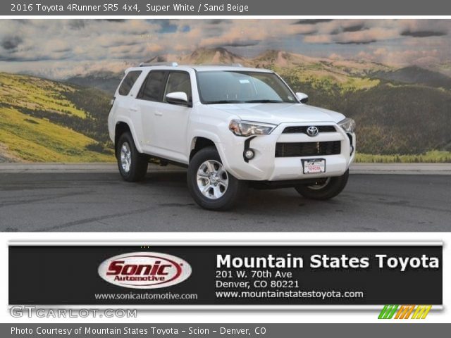2016 Toyota 4Runner SR5 4x4 in Super White
