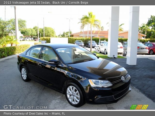 2013 Volkswagen Jetta SE Sedan in Black Uni