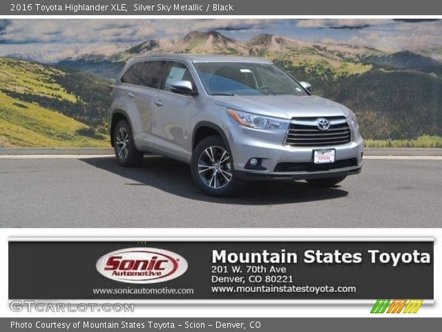 2016 Toyota Highlander XLE in Silver Sky Metallic