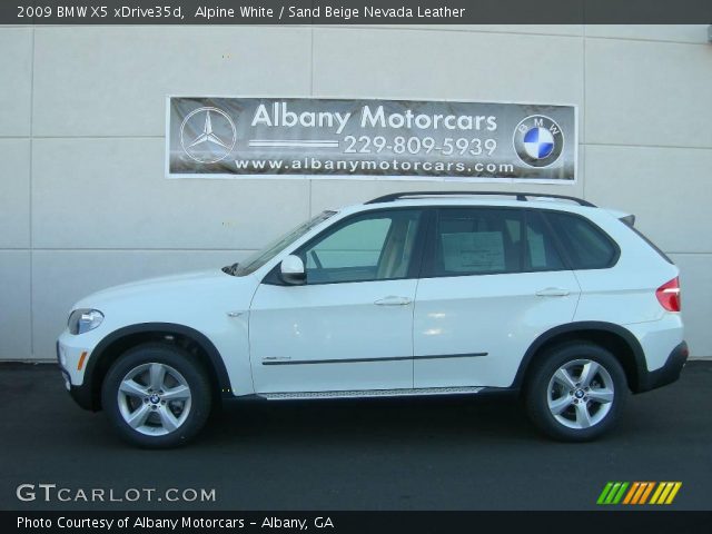 2009 BMW X5 xDrive35d in Alpine White