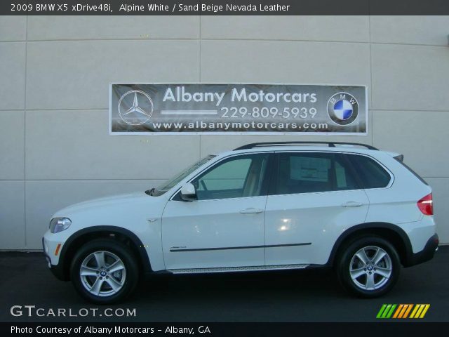 2009 BMW X5 xDrive48i in Alpine White