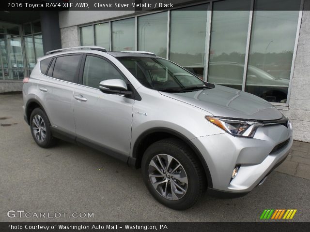 2016 Toyota RAV4 XLE AWD in Classic Silver Metallic