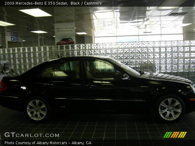 2009 Mercedes-Benz E 350 Sedan in Black