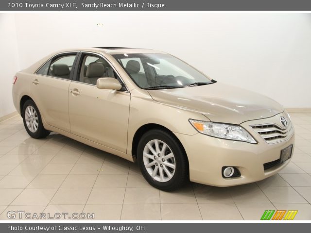 2010 Toyota Camry XLE in Sandy Beach Metallic